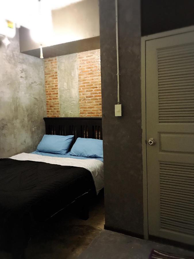 Lanna Hostel Τσιάνγκ Μάι Εξωτερικό φωτογραφία