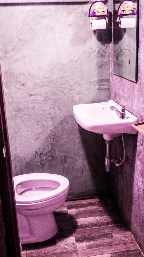 Lanna Hostel Τσιάνγκ Μάι Εξωτερικό φωτογραφία
