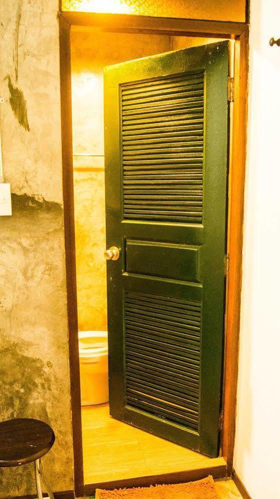 Lanna Hostel Τσιάνγκ Μάι Εξωτερικό φωτογραφία