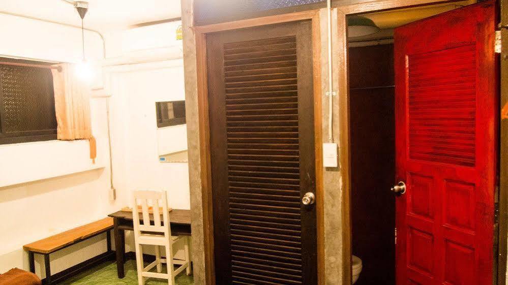 Lanna Hostel Τσιάνγκ Μάι Εξωτερικό φωτογραφία