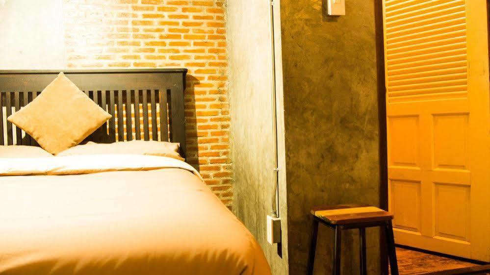 Lanna Hostel Τσιάνγκ Μάι Εξωτερικό φωτογραφία
