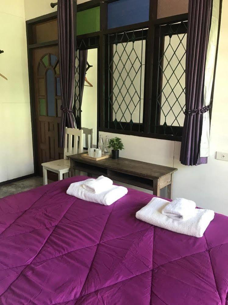 Lanna Hostel Τσιάνγκ Μάι Εξωτερικό φωτογραφία