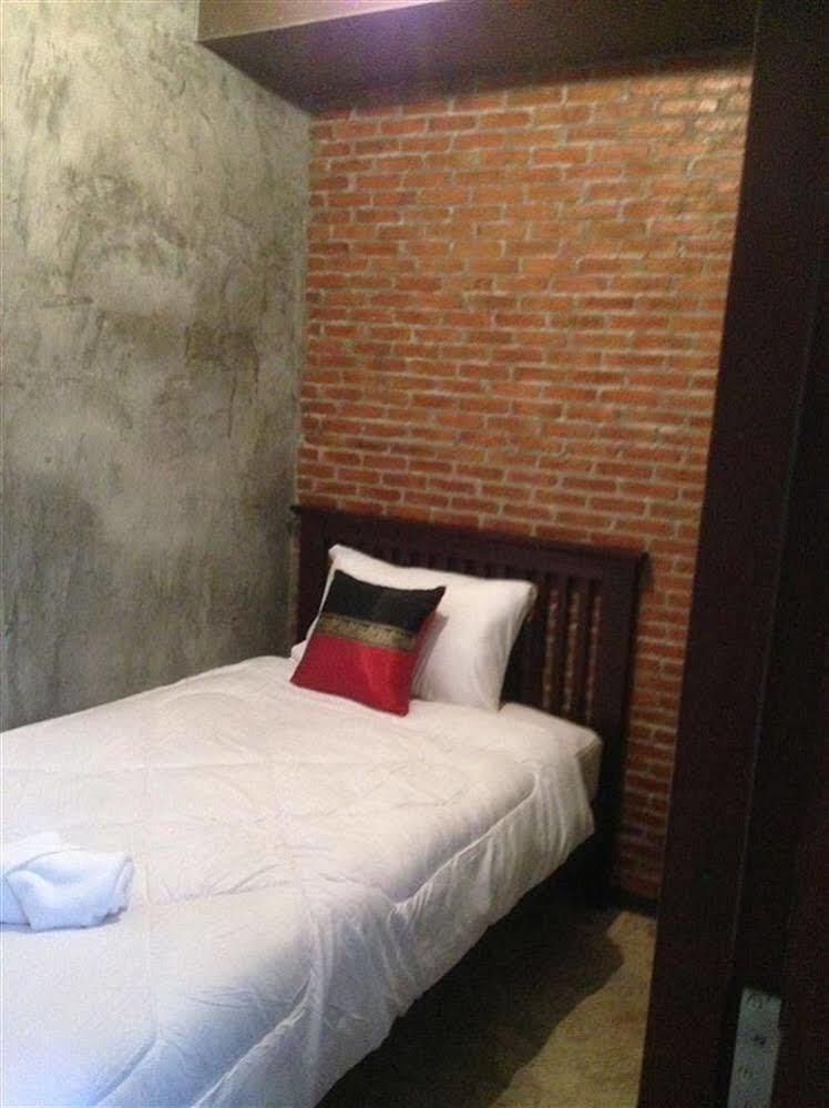 Lanna Hostel Τσιάνγκ Μάι Εξωτερικό φωτογραφία